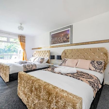 *C.Sani* Setup For Your Most Relaxed & Amazing Stay + Free Parking + Free Fast Wifi * Leeds  Bagian luar foto