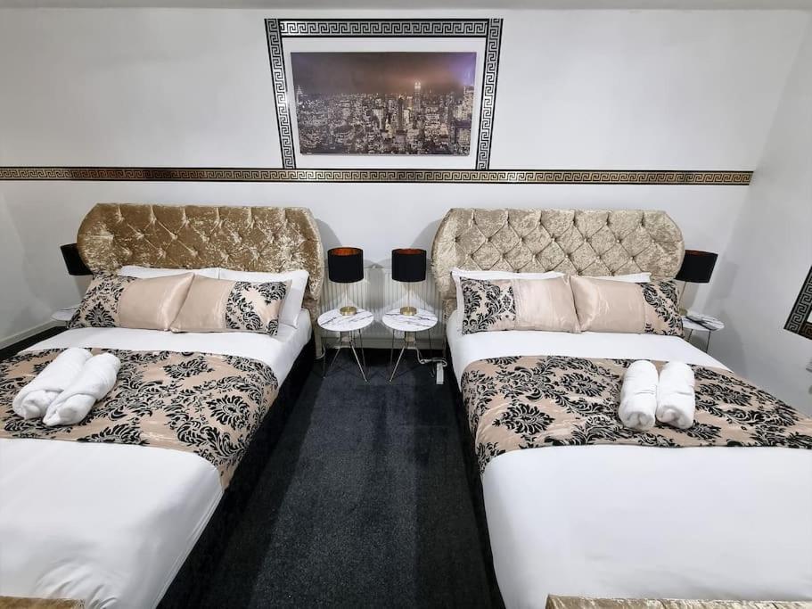 *C.Sani* Setup For Your Most Relaxed & Amazing Stay + Free Parking + Free Fast Wifi * Leeds  Bagian luar foto